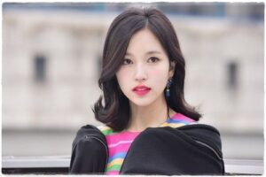 TWICE(トゥワイス)のミナの仲良しメンバーは？仲間はずれで浮いてる説が？